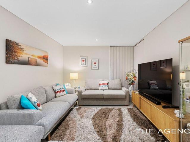 Stylish Ground Floor Living in a Boutique Complex