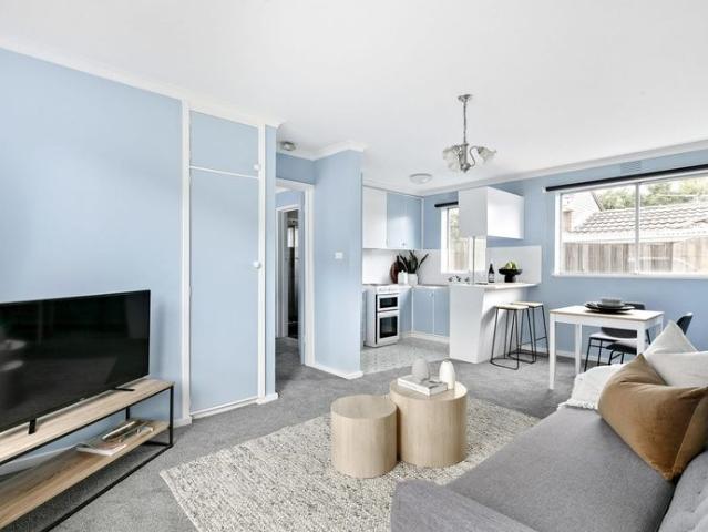 Stylish Ground Floor Living in Essendon