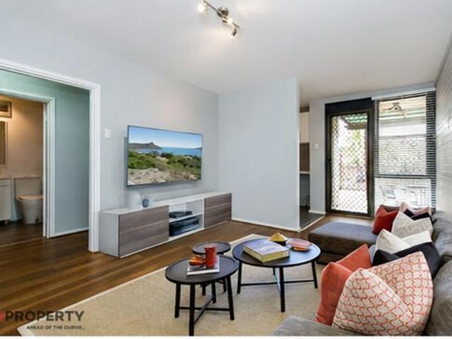 Stylish Ground Floor Living with a Generous Private Courtyard