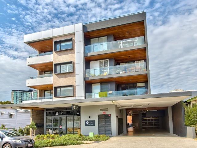 Stylish Hamilton Living in a Prime Location