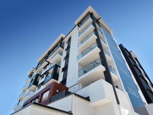 Inspection Cancelled Stylish High Level One Bedroom Apartment with Secure Parking