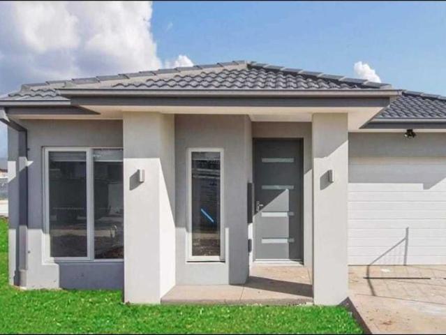 STYLISH HOME FOR RENT!