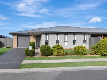 Stylish home in convenient location
