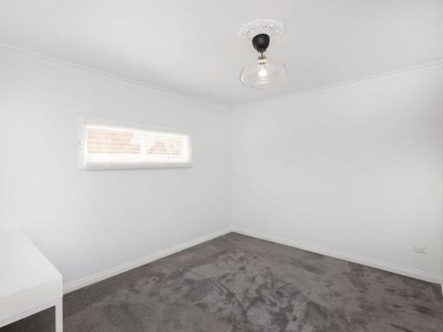 Stylish Home in a Convenient and Family Friendly Location