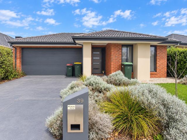 Stylish home in ideal location