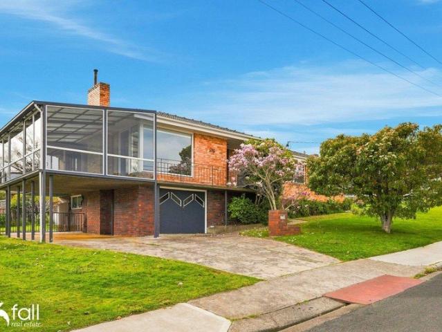 Stylish Howrah Home with Modern Comfort & Character