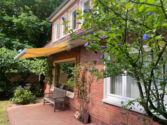 Stylish house with cosy garden