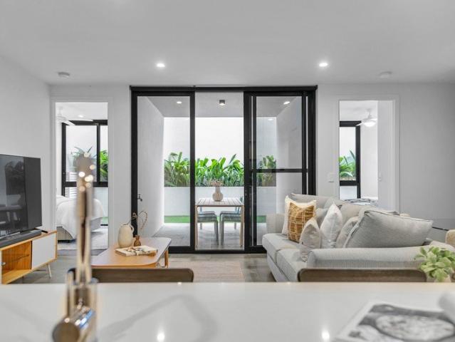 Two Bed plus Study Stylish Ground Floor Living