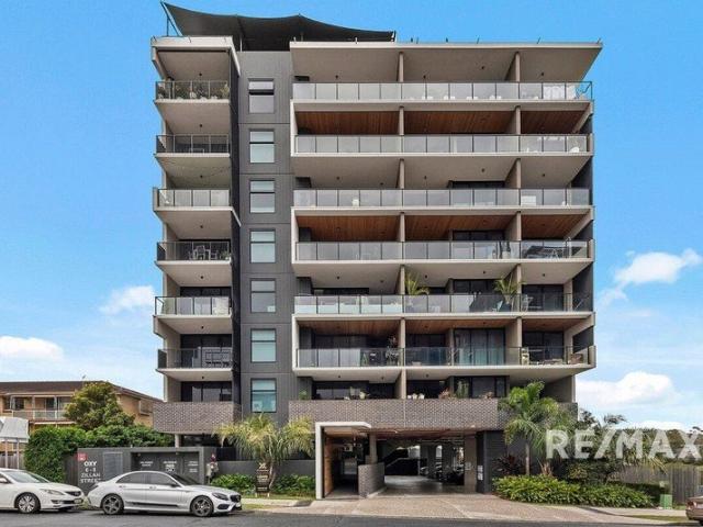 Vacant Possession Move In Now!
