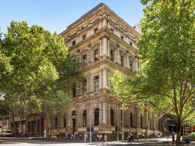 Stylish Inner City Living In The Heart Of Melbourne