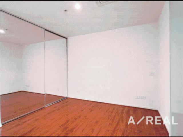 Stylish Inner City Living with Exceptional Convenience