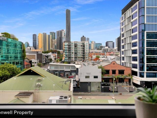 Stylish Inner City Living with Exceptional Lifestyle Appeal
