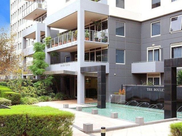 Stylish Inner City Sanctuary with Exceptional Lifestyle Appeal