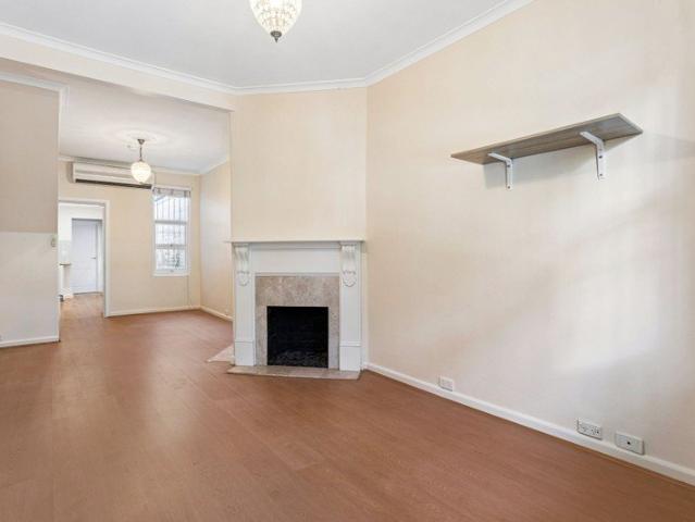 Stylish Inner City Terrace with Parking & Private Courtyard