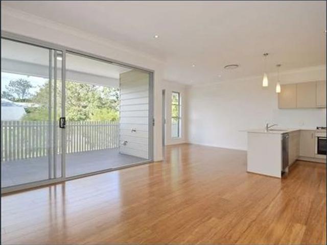 Stylish Kelvin Grove Living with Space, Convenience & Lifestyle