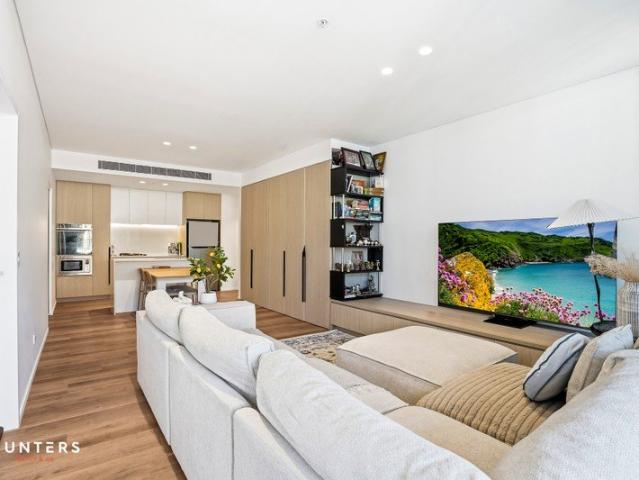 Stylish & Luxurious Apartment