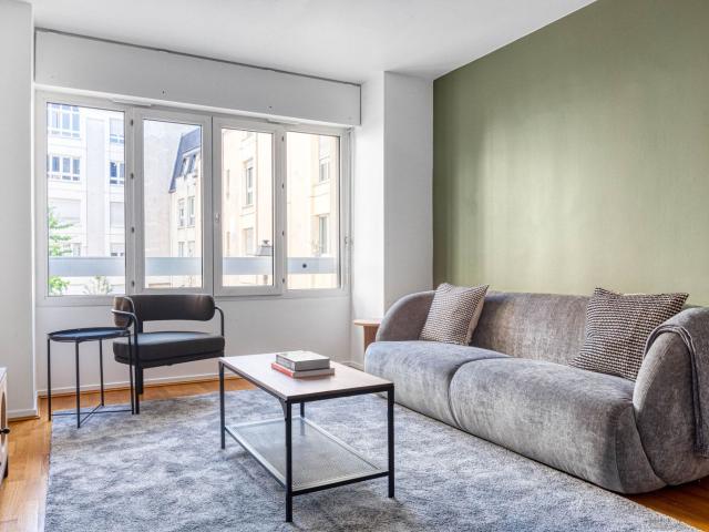 Stylish Le Marais 3 Bedroom Apartment Awaits You!