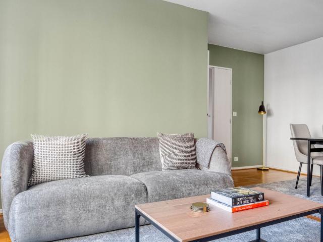 Stylish Le Marais 3 Bedroom Apartment Awaits You!, Paris Amsterdam Apartments for Rent