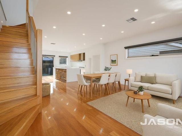 Stylish, Light Filled Townhouse