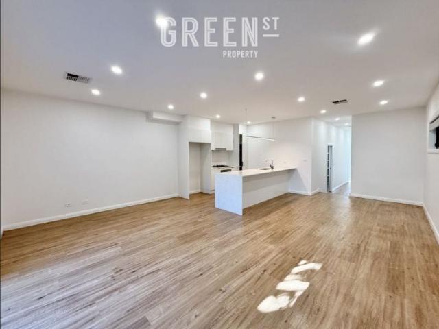 Stylish, Light Filled Townhouse in a Convenient Location