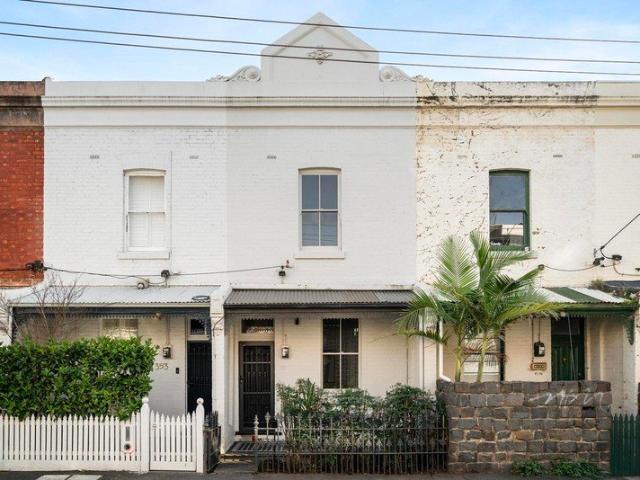 Stylish, light filled and exceptionally located