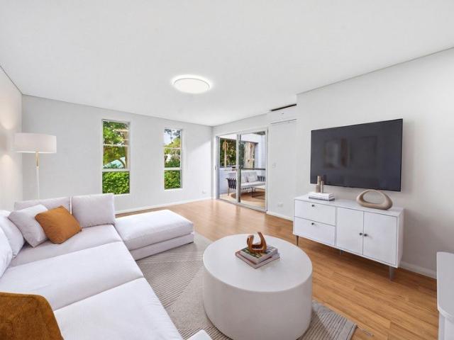 Stylish & Light Filled Apartment in Prime Artarmon Location
