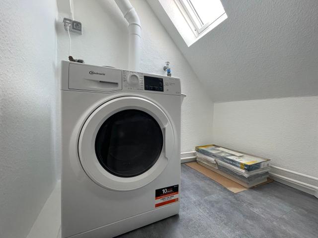 Stylish & light flooded flat in quiet, central location of Friedenau, Berlin Amsterdam Apartments for Rent