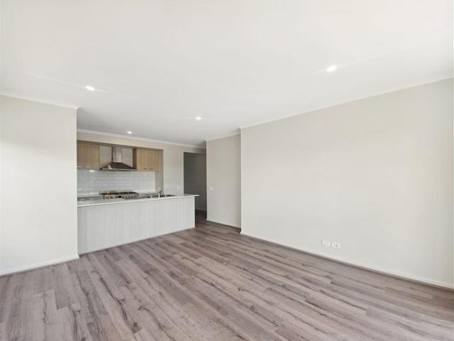 STYLISH LIVING