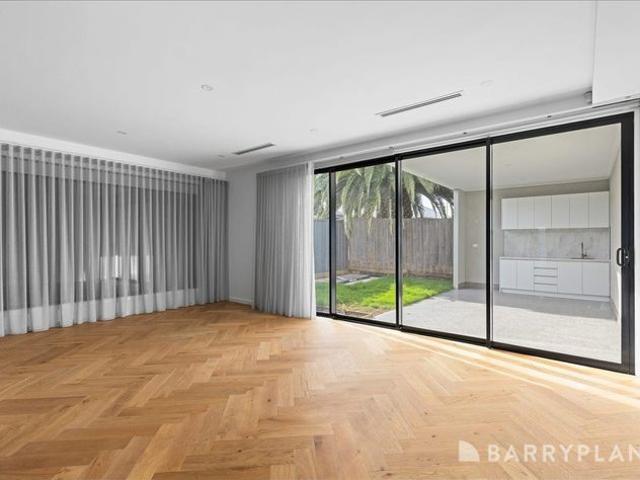Stylish Living with Exceptional Space