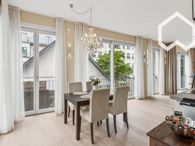 Stylish Living in the Gereonskloster – Central, Quiet & Beautifully Furnished, Koln Amsterdam Apartments for Rent