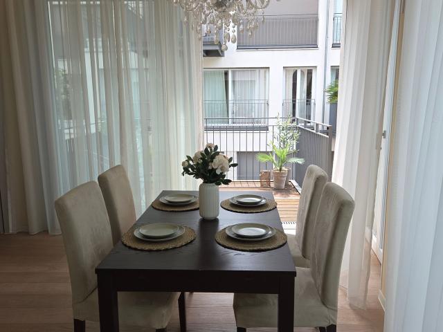 Stylish Living in the Gereonskloster – Central, Quiet & Beautifully Furnished, Koln Amsterdam Apartments for Rent