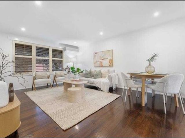 Stylish Living in the Heart of Cheltenham