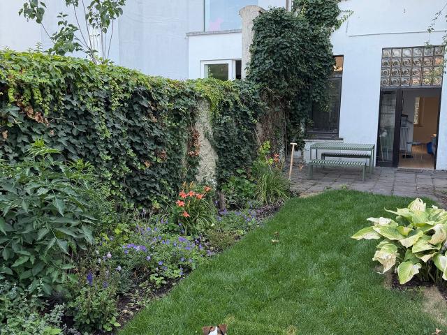 Stylish Living in the Heart of Krefeld – Exclusive Art Nouveau Retreat with a Private Garden Patio, Krefeld Amsterdam Apartments for Rent