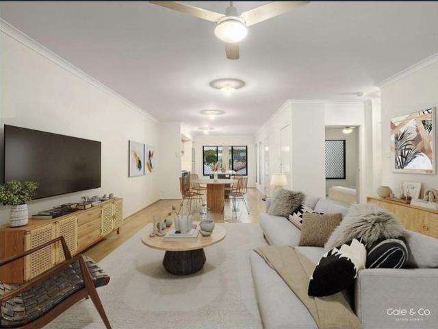Stylish Living in the Heart of Springfield Lakes