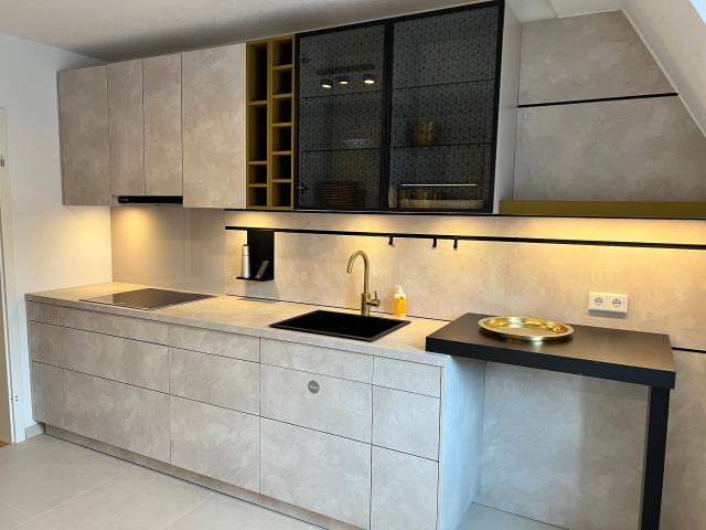 Stylish Living in a Charming Period Building – 3 Room Apartment