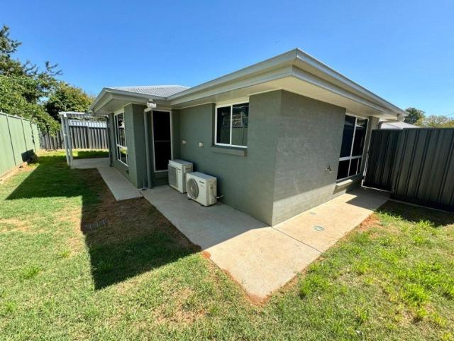 Stylish Living in a Convenient Town Location