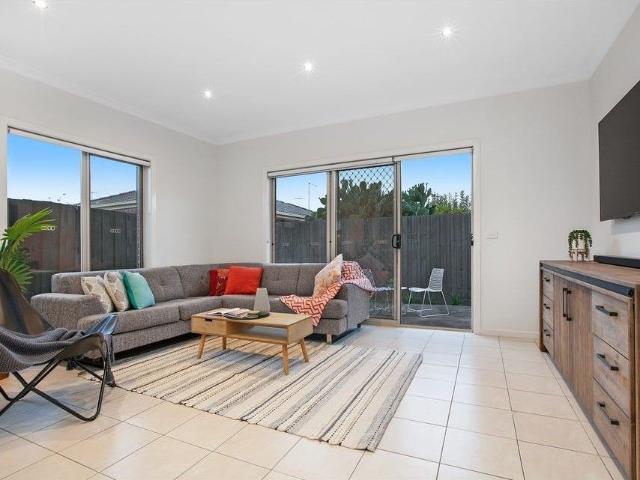 Stylish Living in a Prime Reservoir Location!