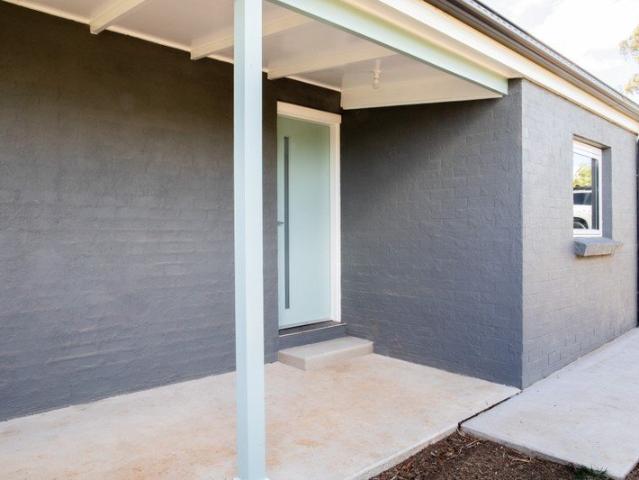 Stylish Living in a Private and Peaceful Setting
