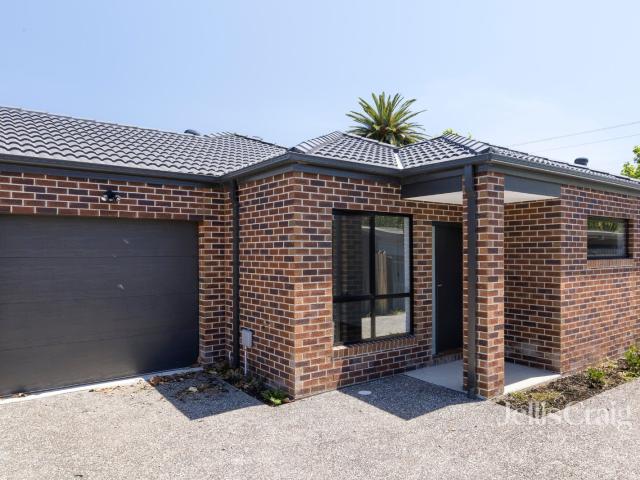 Stylish living in convenient location