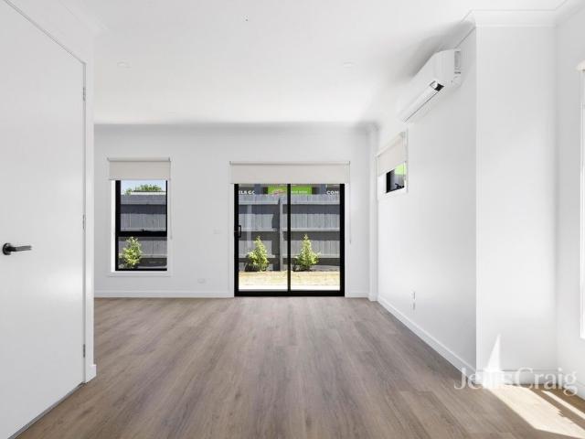 Stylish living in convenient location