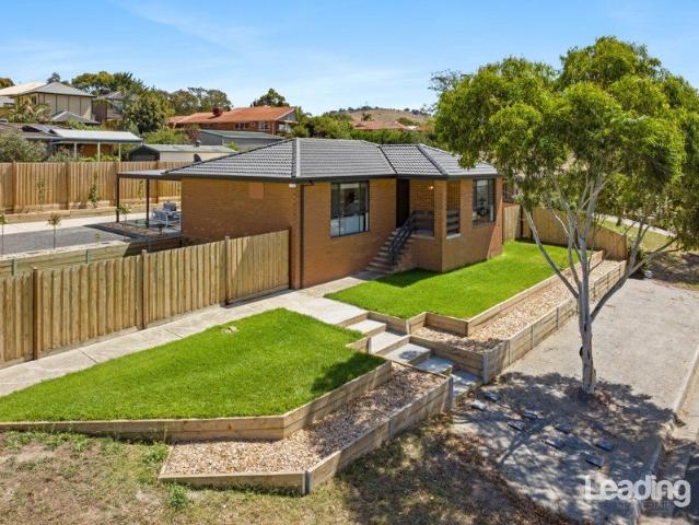 Stylish Living on the Hill