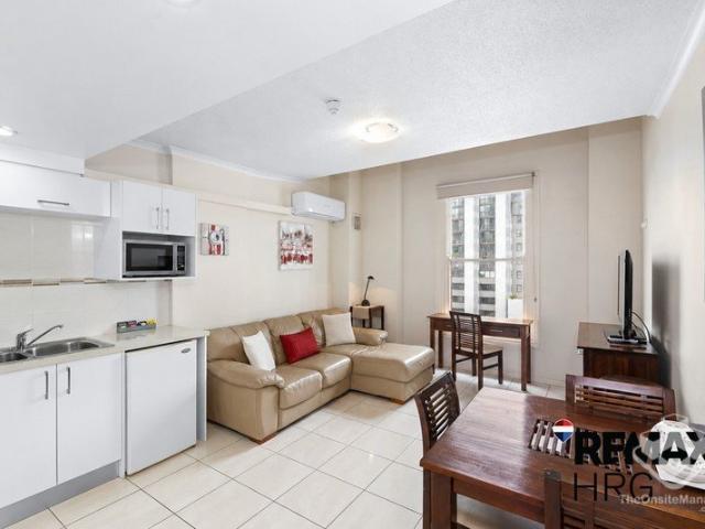Stylish Loft Style Apartment in the Heart of Fortitude Valley