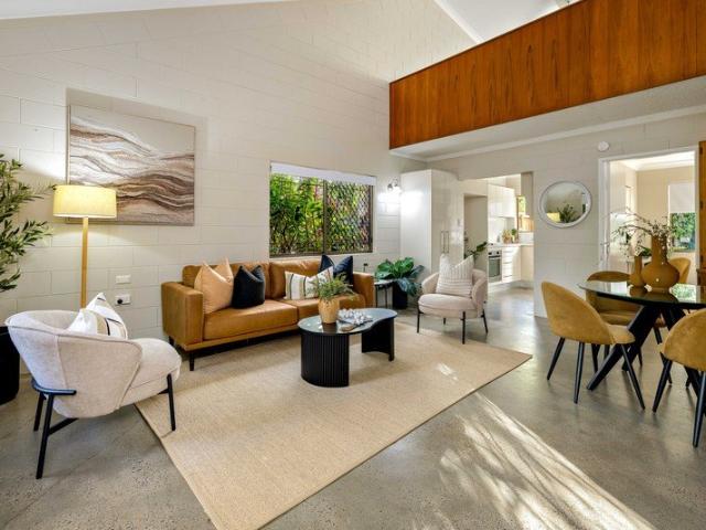 Stylish loft style townhouse in the heart of edge hill