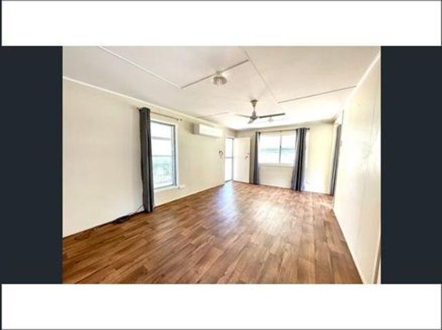 Stylish & Low Maintenance – 3 Bed Home in Quiet Street
