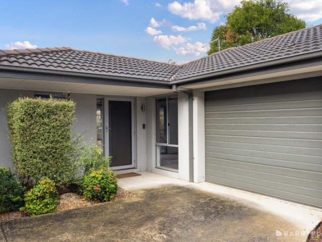 Stylish Low Maintenance Unit in the Heart of Ringwood