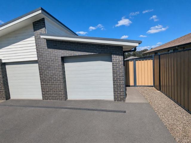 Stylish & Low Maintenance Villa WATER INCLUDED