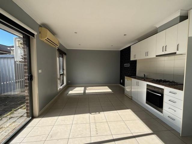 Stylish & Low Maintenance Living!