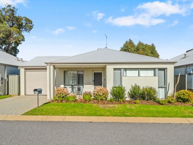 Stylish low maintenance living