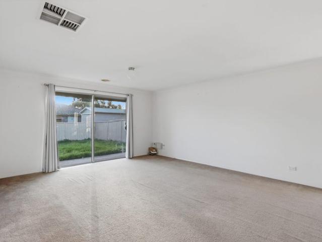 Stylish, Low Maintenance Living in a Convenient Location