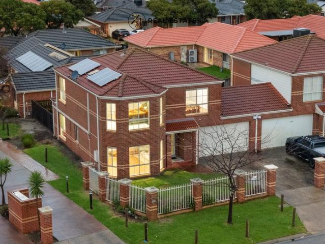 Stylish, Low Maintenance Living in a Convenient Location